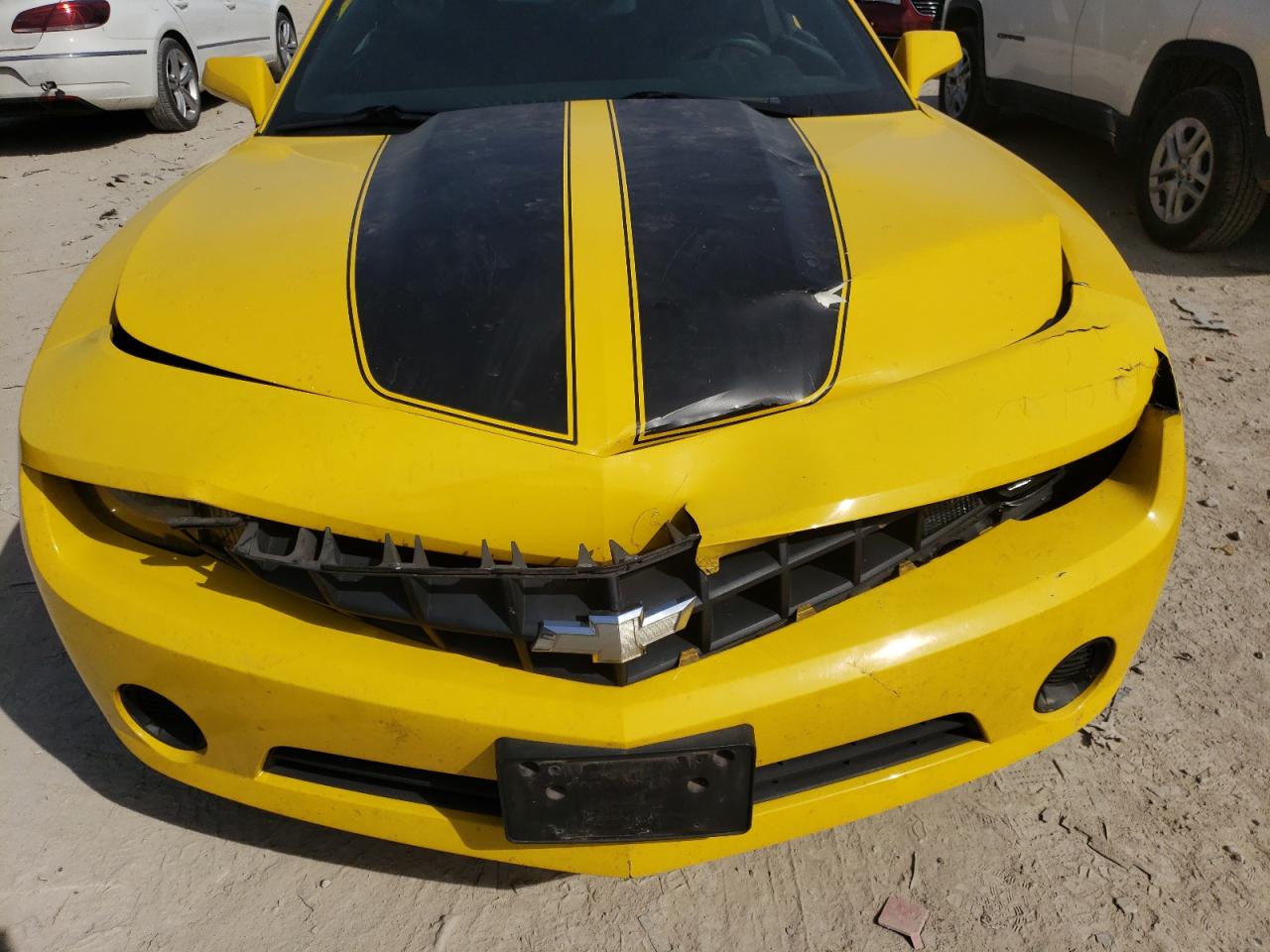 Photo 9 from auction – 2010 CHEVROLET CAMARO LS with VIN 2G1FA1EV3A9201263