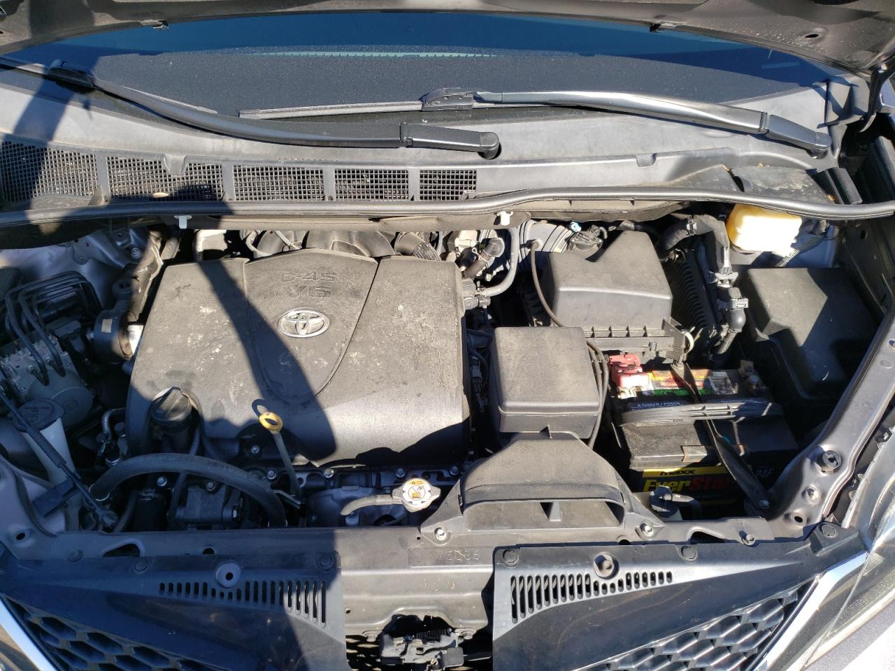 Photo 7 from auction – 2017 TOYOTA SIENNA SE with VIN 5TDXZ3DC5HS773890