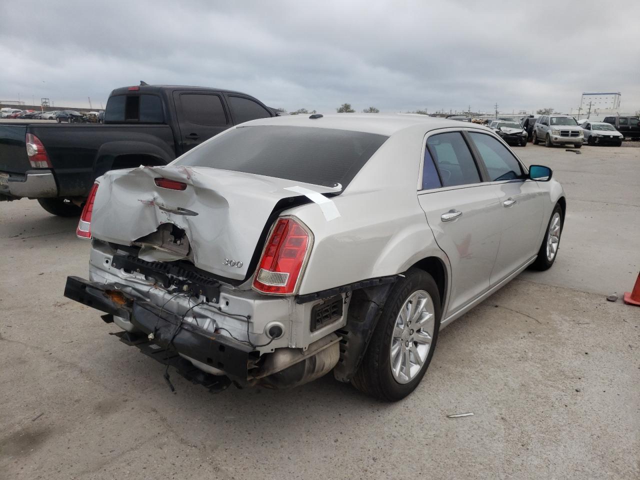 Photo 4 from auction – 2012 CHRYSLER 300 with VIN 2C3CCACG2CH223695