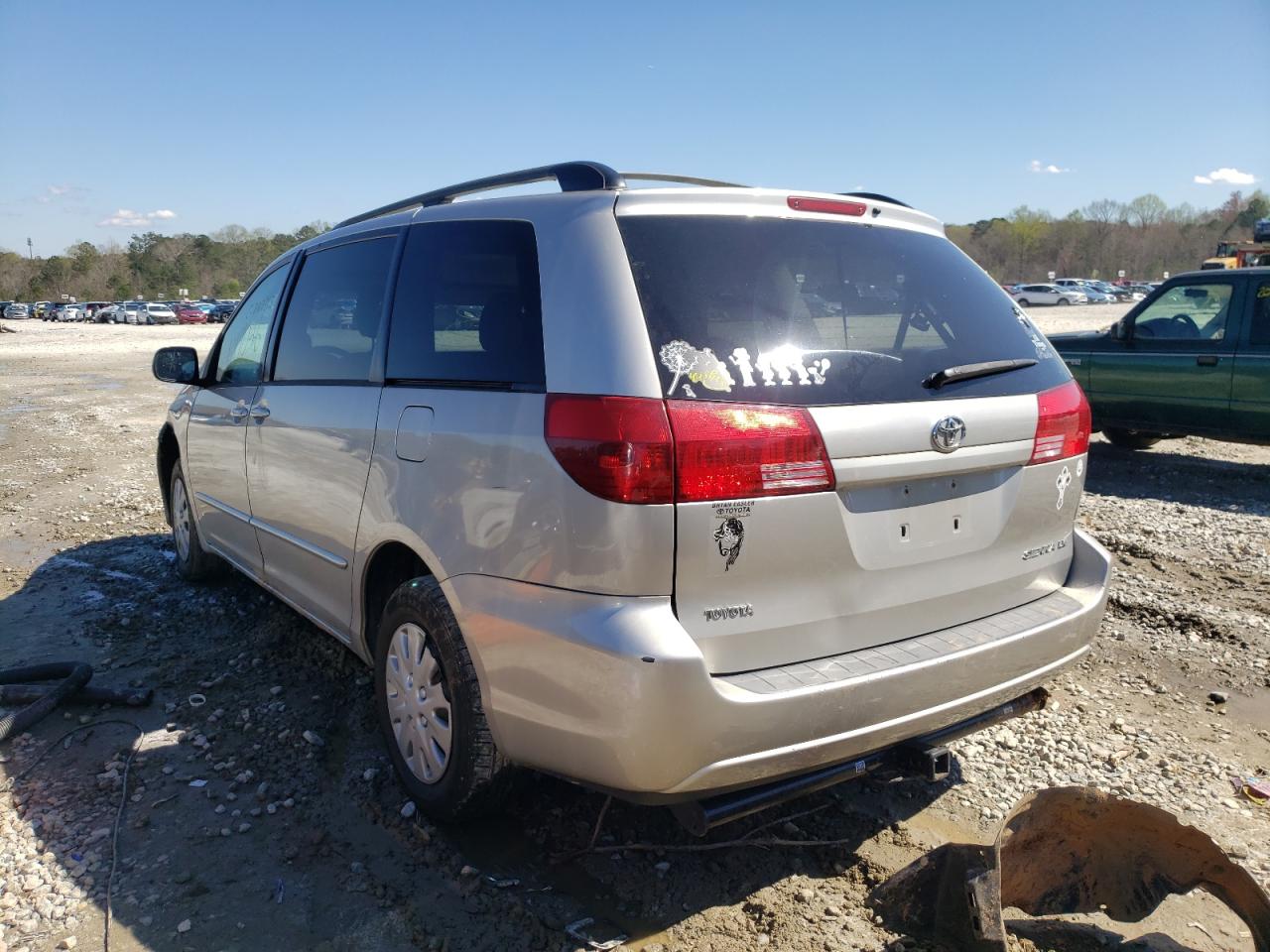 Photo 3 from auction – 2005 TOYOTA SIENNA CE with VIN 5TDZA23C85S233392