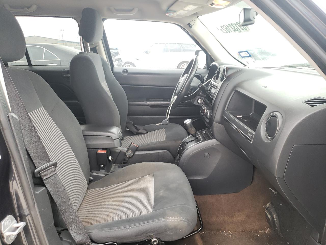 Photo 5 from auction – 2014 JEEP PATRIOT LA with VIN 1C4NJPFB2ED912634