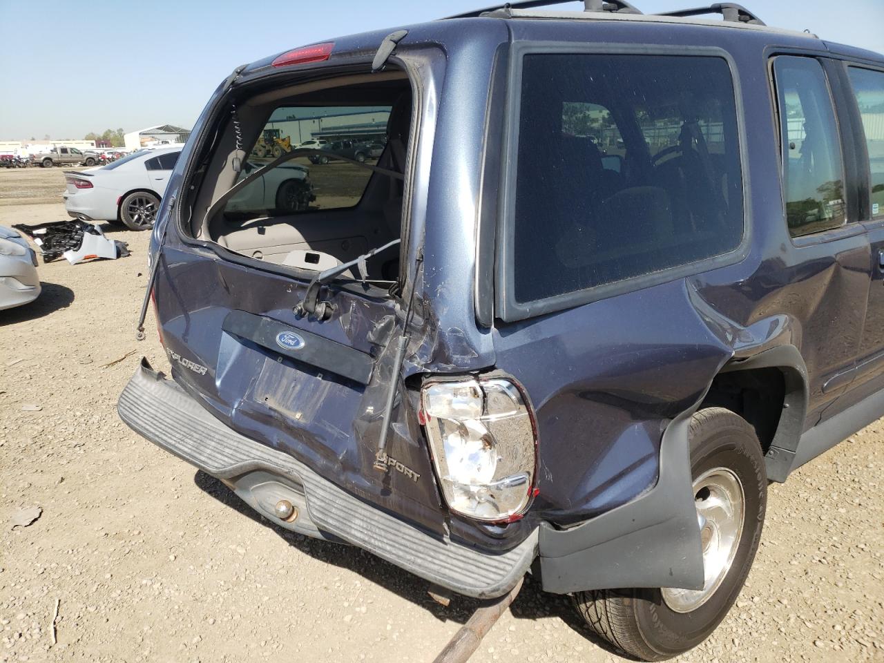 Photo 9 from auction – 1999 FORD EXPLORER with VIN 1FMYU22EXXUB95082