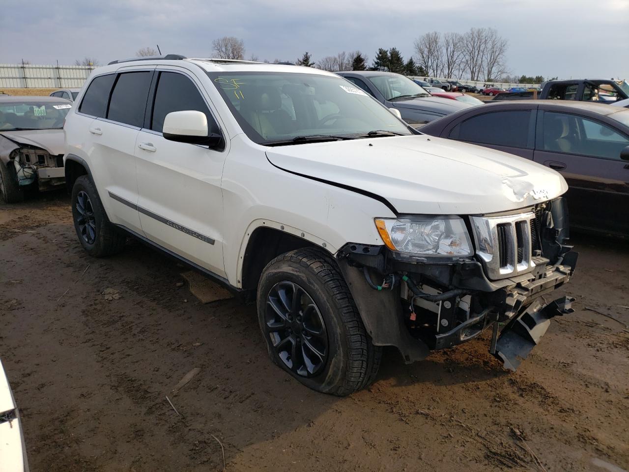 JEEP GRAND CHER 2011 with VIN 1J4RR4GG8BC722786 - Photo from auction