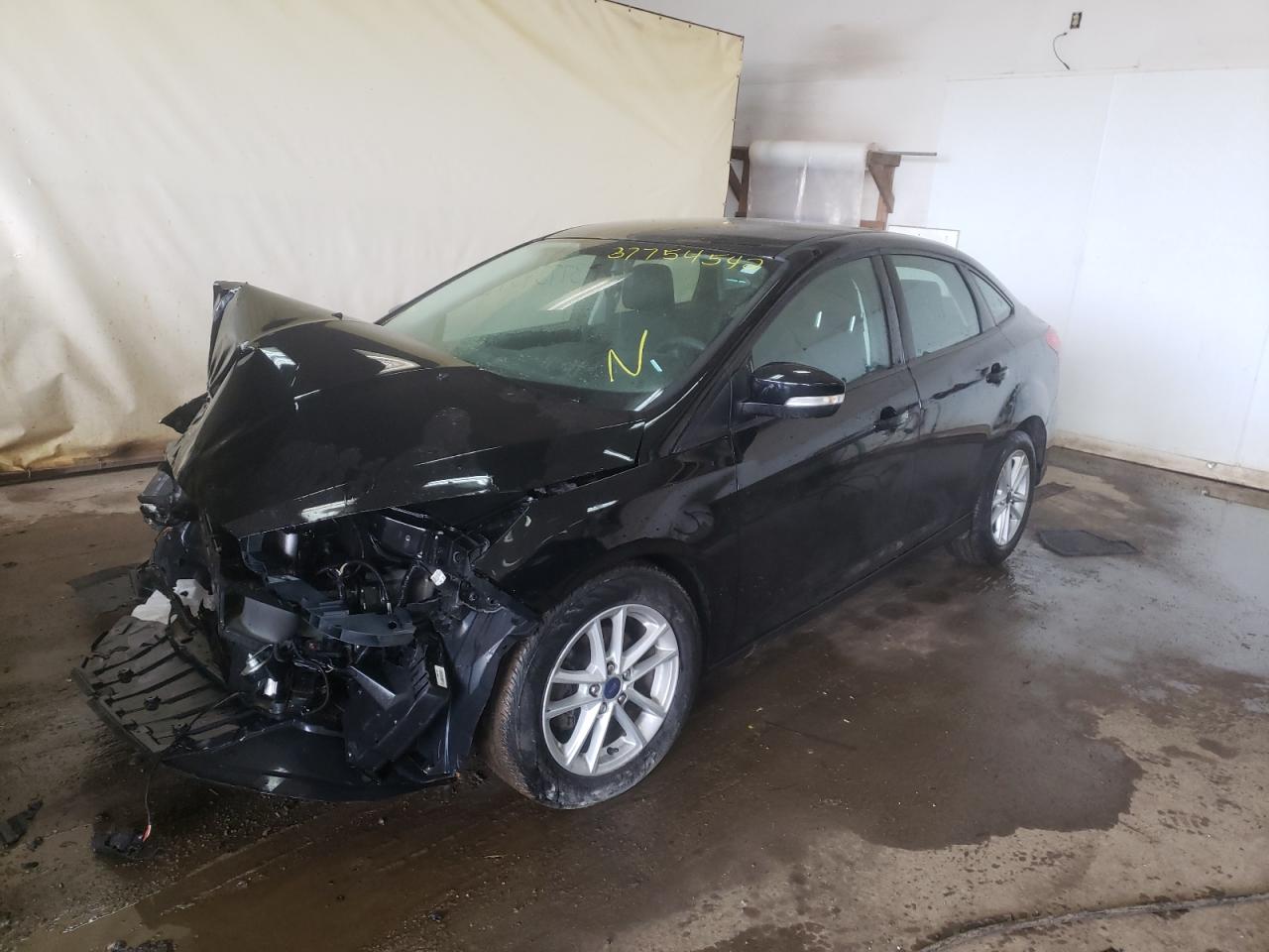 Photo 2 from auction – 2016 FORD FOCUS SE with VIN 1FADP3F23GL404237