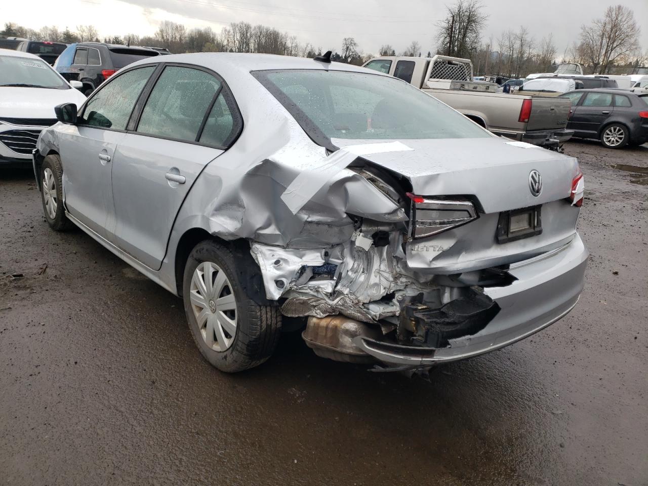 Photo 3 from auction – 2015 VOLKSWAGEN JETTA BASE with VIN 3VW2K7AJXFM323896
