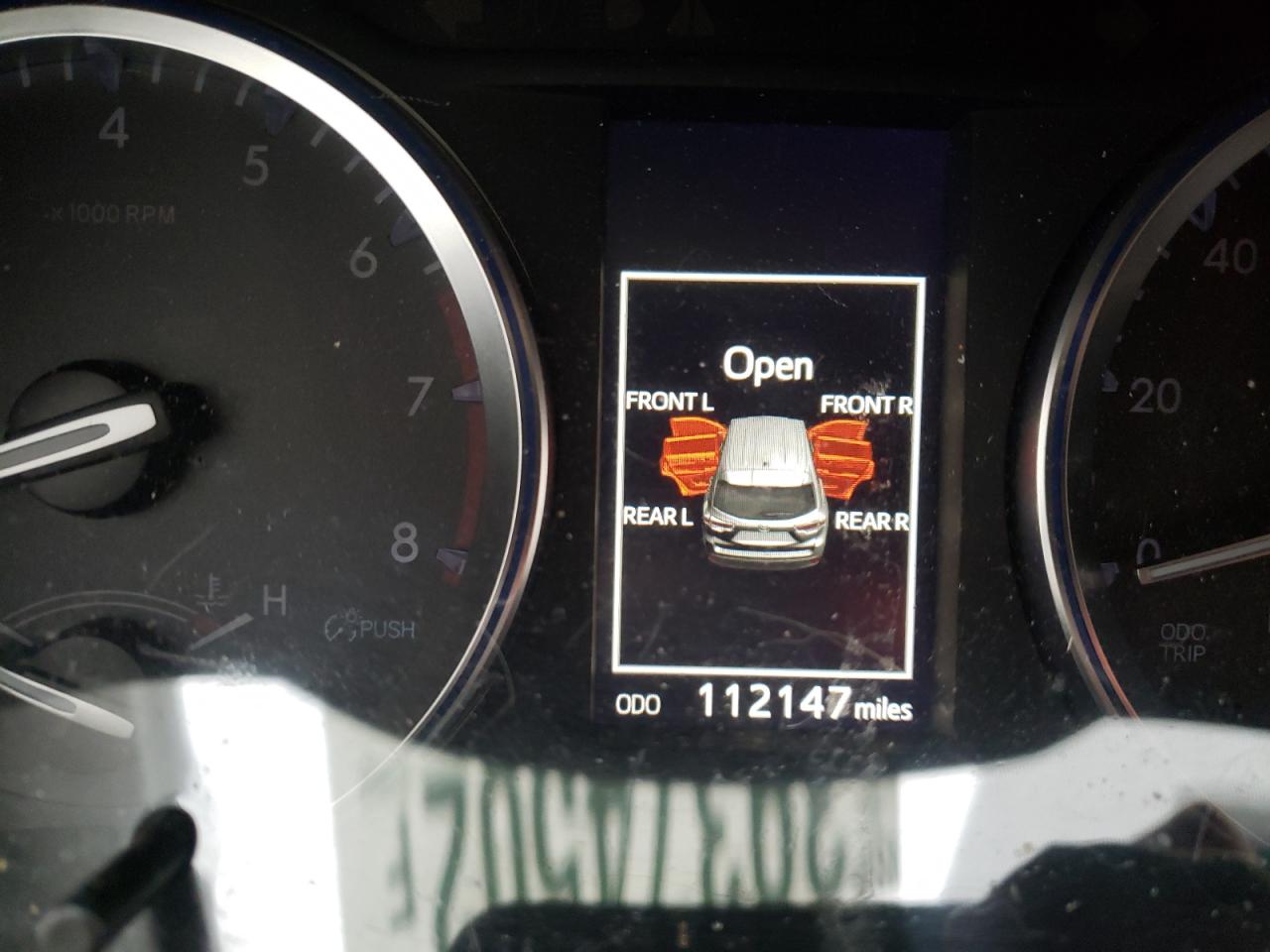 Photo 8 from auction – 2016 TOYOTA HIGHLANDER with VIN 5TDDKRFH5GS322170