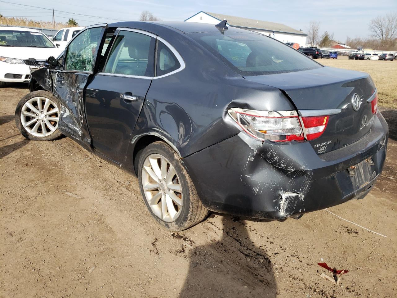 Photo 3 from auction – 2012 BUICK VERANO with VIN 1G4PS5SKXC4222266