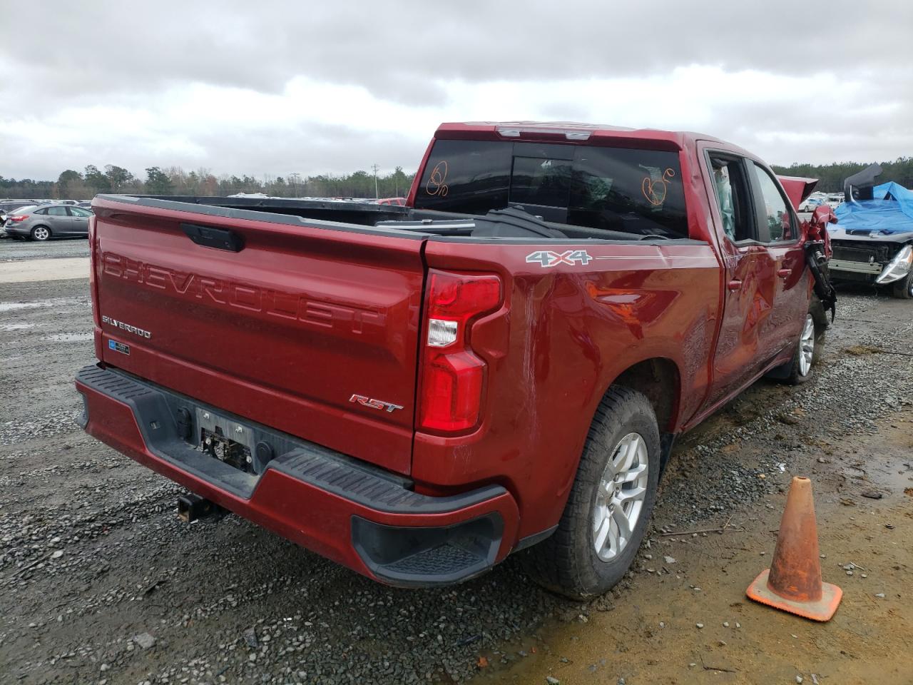 Photo 4 from auction – 2021 CHEVROLET SILVERADO with VIN 3GCUYEETXMG285530