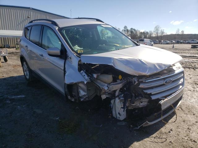 FORD ESCAPE SE 2018 z numerem VIN 1FMCU0GDXJUB03491 - Zdjęcie z aukcji