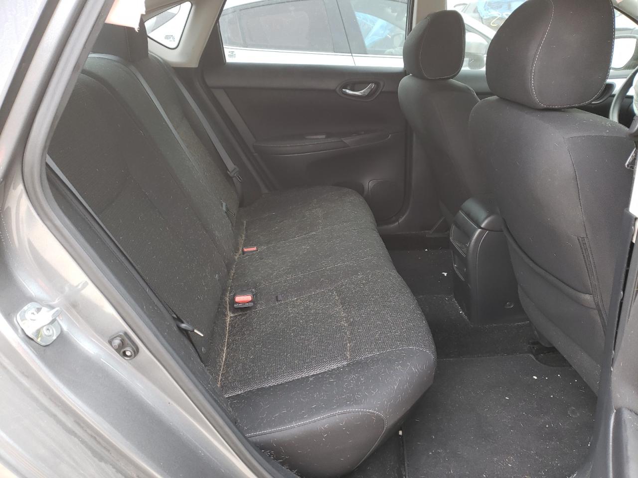Photo 6 from auction – 2019 NISSAN SENTRA S with VIN 3N1AB7AP1KY215451