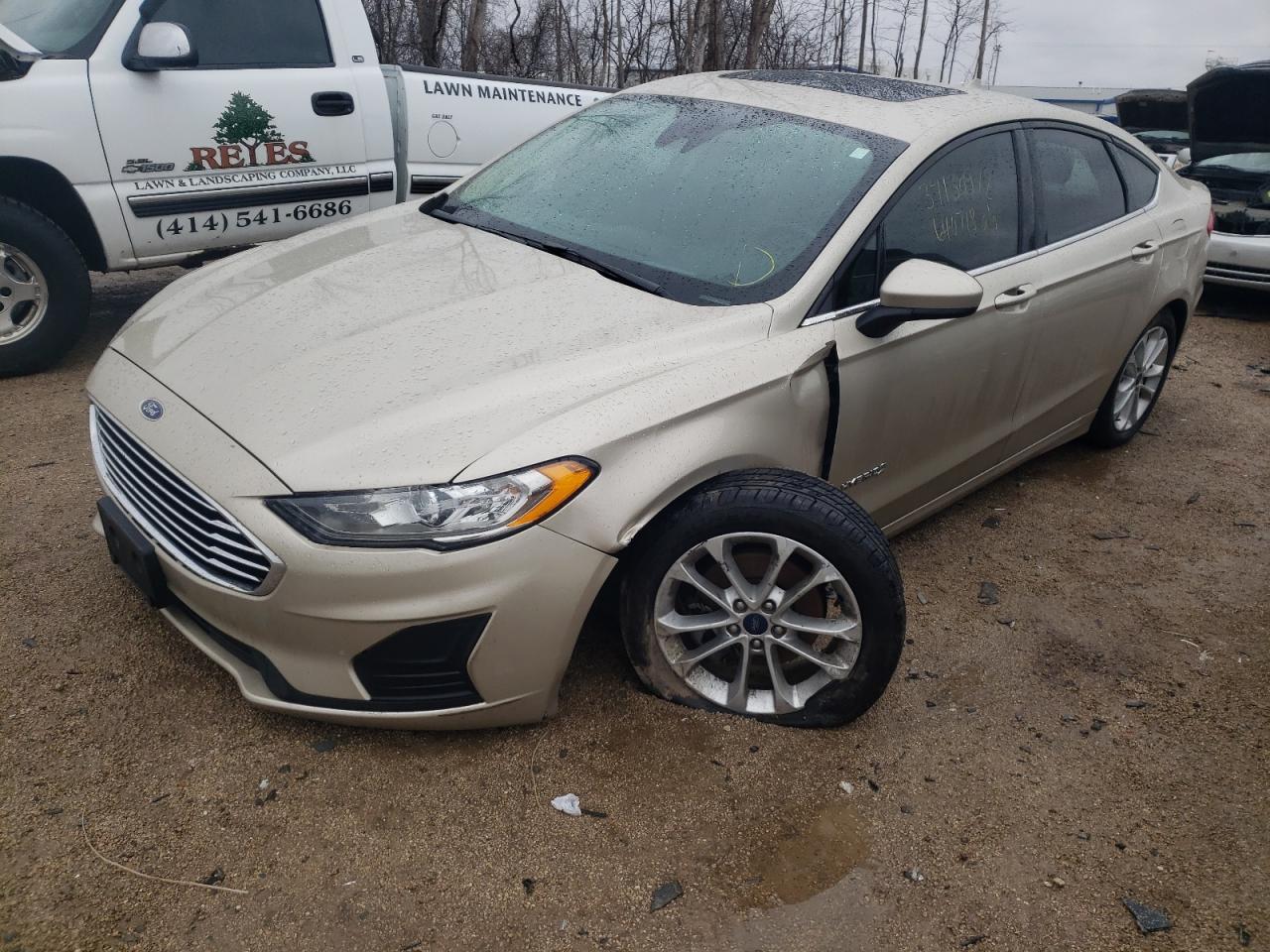 Photo 2 from auction – 2019 FORD FUSION SE with VIN 3FA6P0LU4KR207388
