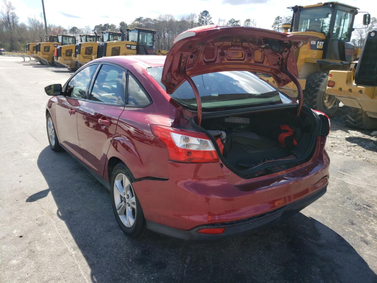 Photo 3 from auction – 2014 FORD FOCUS SE with VIN 1FADP3F21EL338879