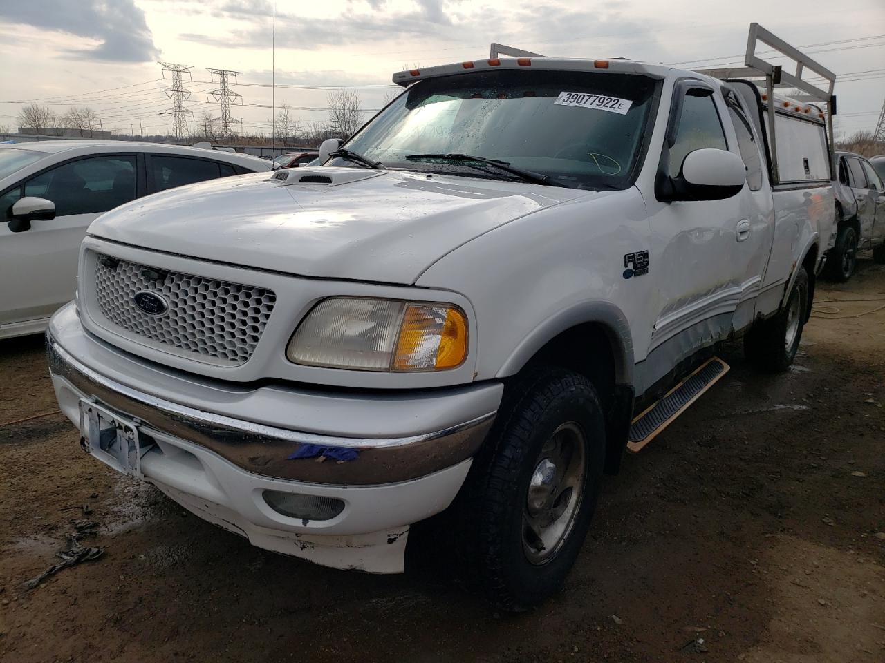 Photo 2 from auction – 2000 FORD F150 with VIN 1FTRX18LXYNB48243