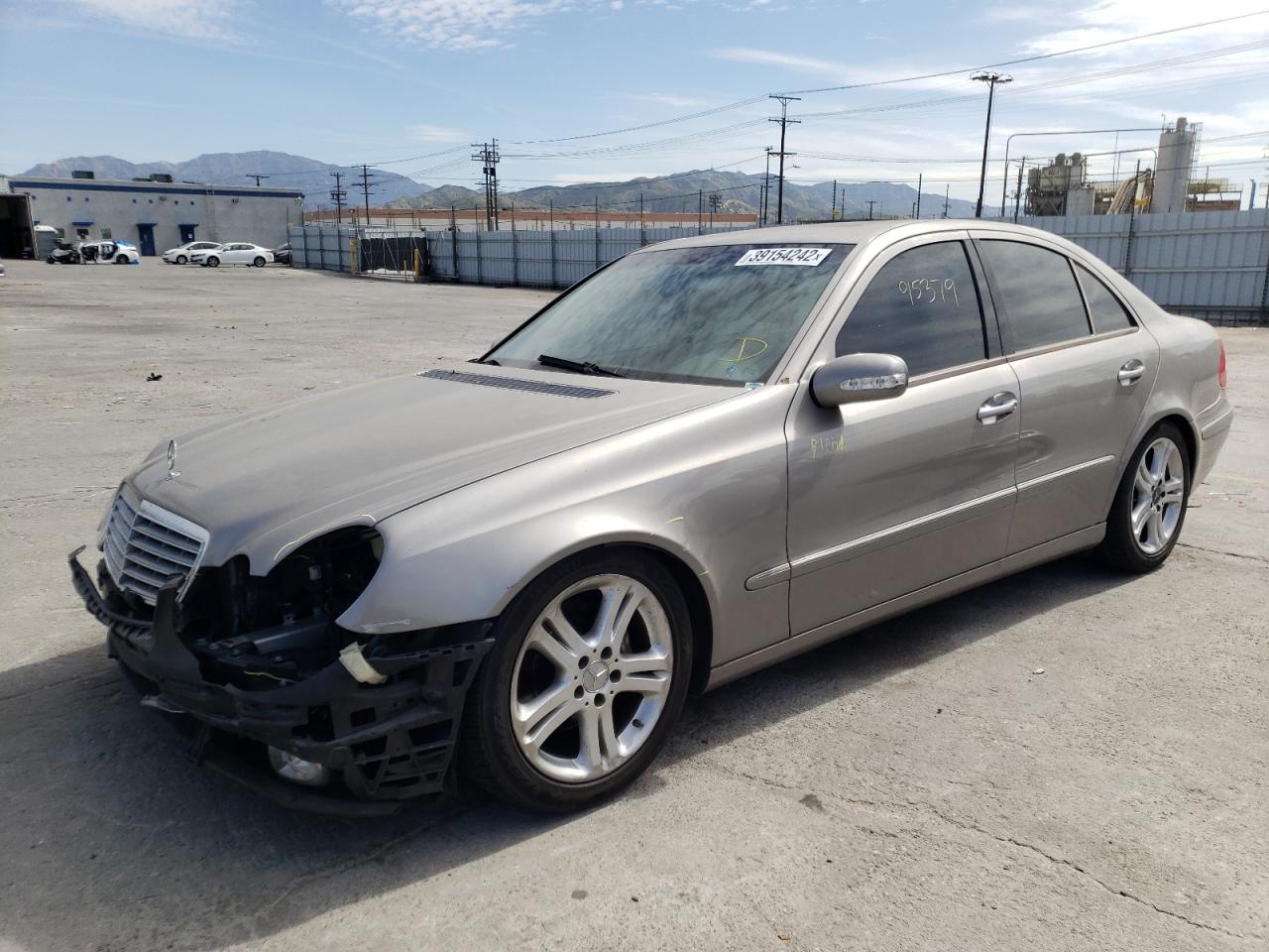 Photo 2 from auction – 2003 MERCEDES-BENZ E 500 with VIN WDBUF70J33A298414