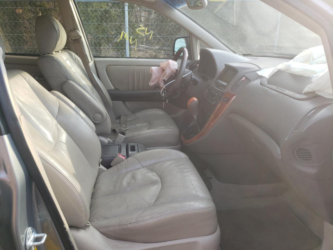 Photo 5 from auction – 2002 LEXUS RX 300 with VIN JTJGF10U920135208