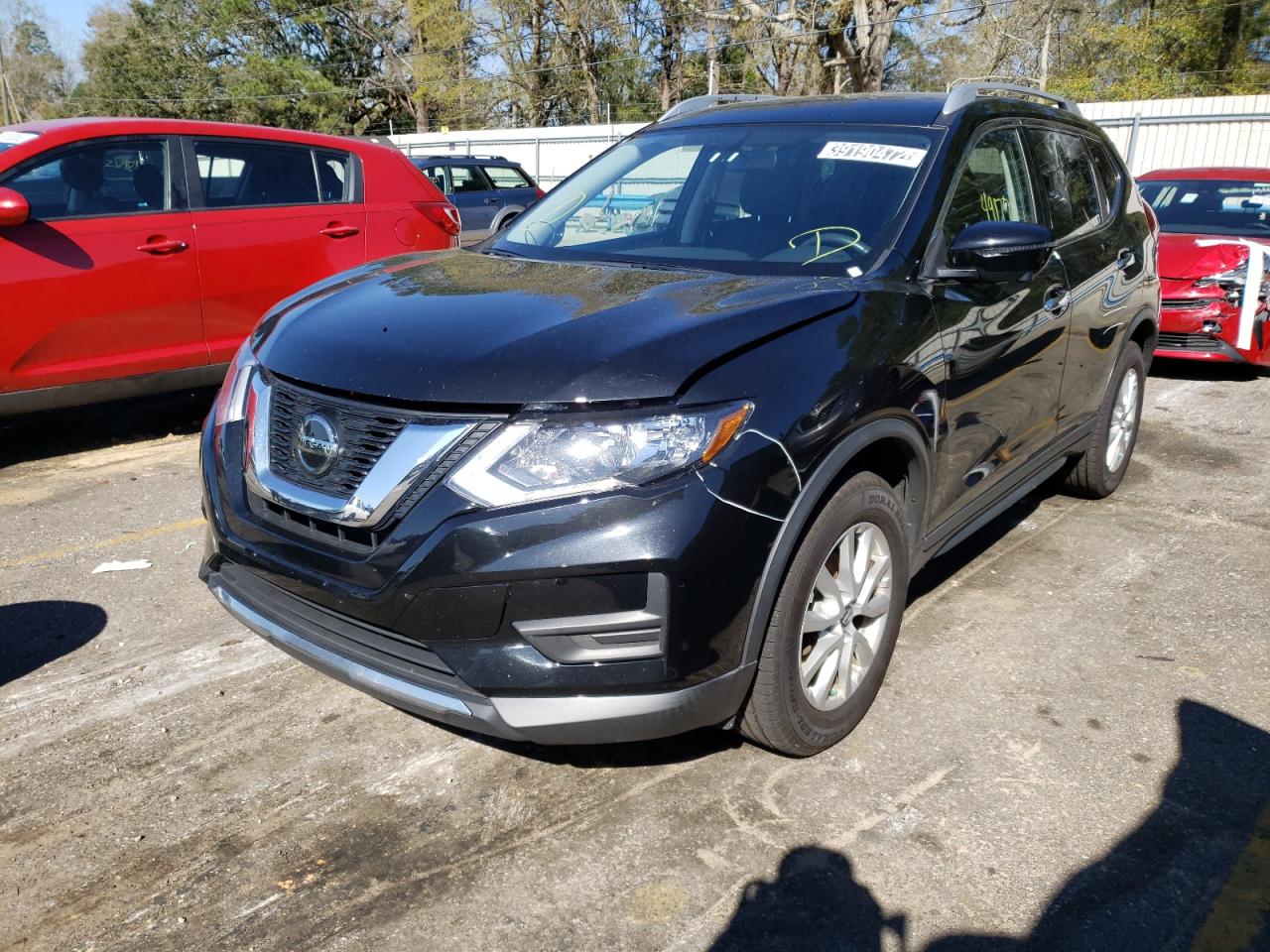 Photo 2 from auction – 2018 NISSAN ROGUE S with VIN KNMAT2MV2JP552041