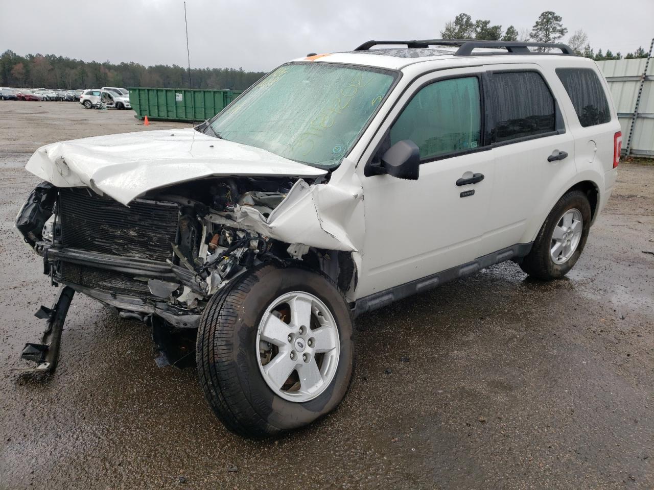 Photo 2 from auction – 2012 FORD ESCAPE XLT with VIN 1FMCU0DG0CKA92806