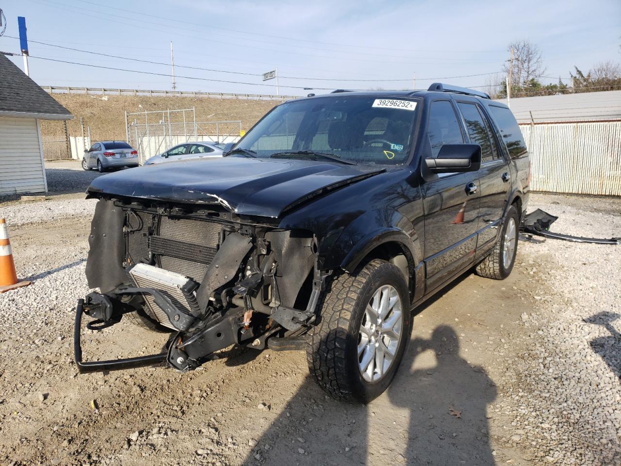 Photo 2 from auction – 2017 FORD EXPEDITION with VIN 1FMJU2AT3HEA67926