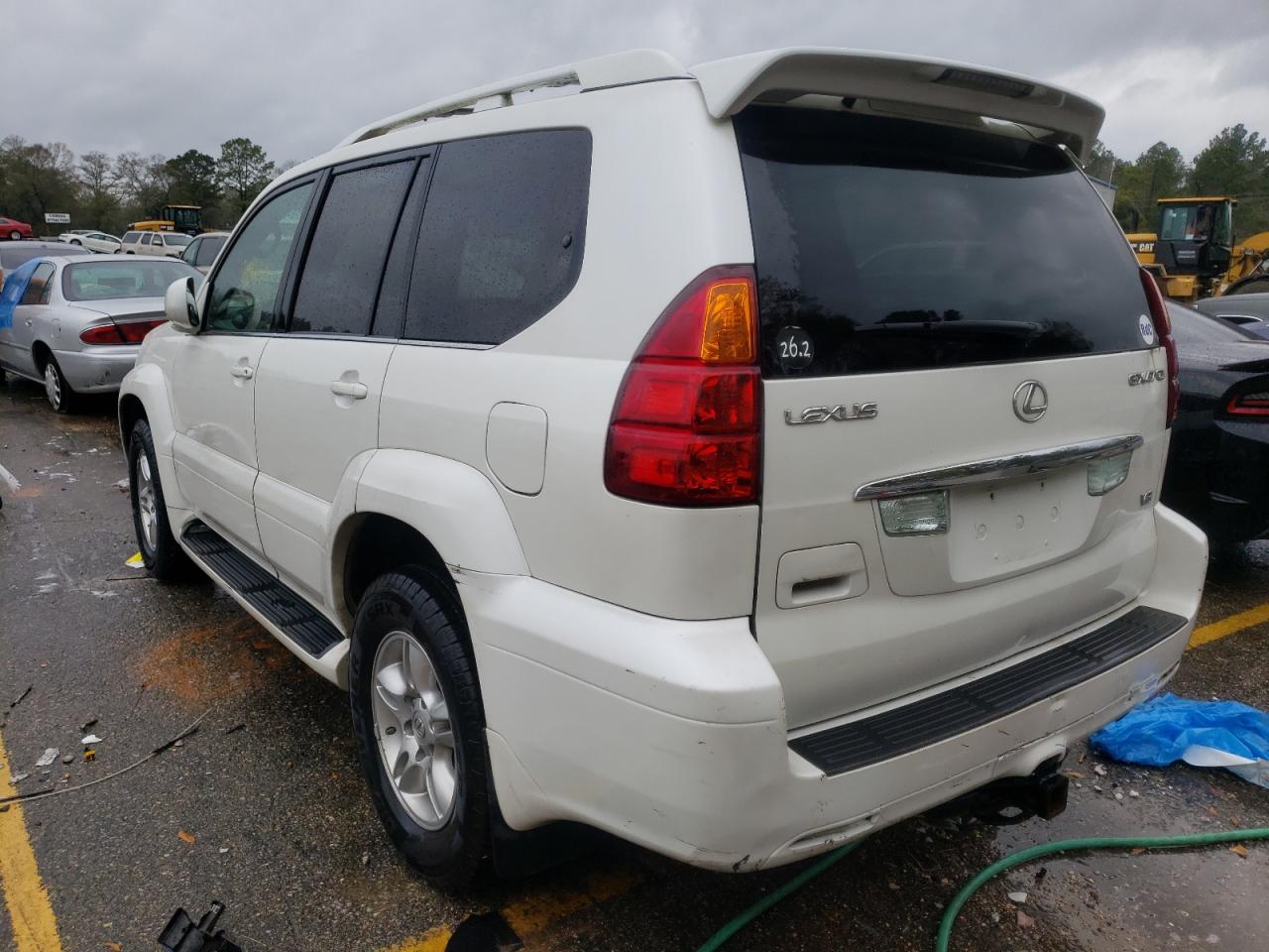 Photo 3 from auction – 2004 LEXUS GX 470 with VIN JTJBT20X340036129