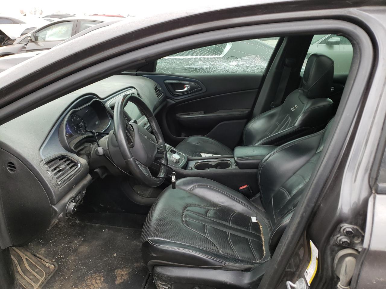 Photo 5 from auction – 2015 CHRYSLER 200 with VIN 1C3CCCBG3FN589254