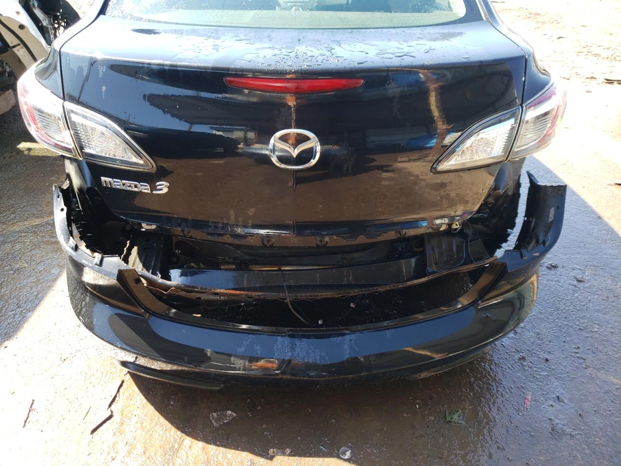 Photo 9 from auction – 2011 MAZDA 3 I with VIN JM1BL1VG8B1380200
