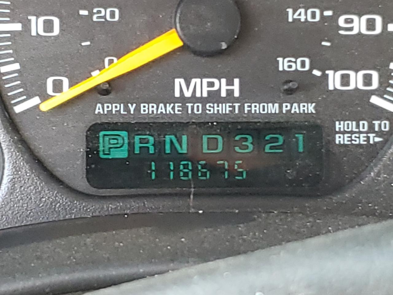 Photo 8 from auction – 2001 CHEVROLET SILVERADO with VIN 1GCHK29G01E188807