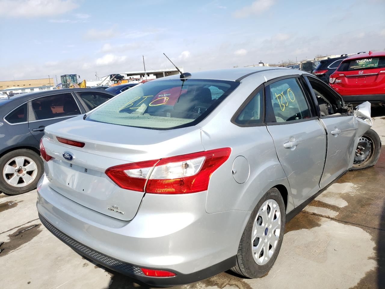 Photo 4 from auction – 2012 FORD FOCUS SE with VIN 1FAHP3F24CL381093