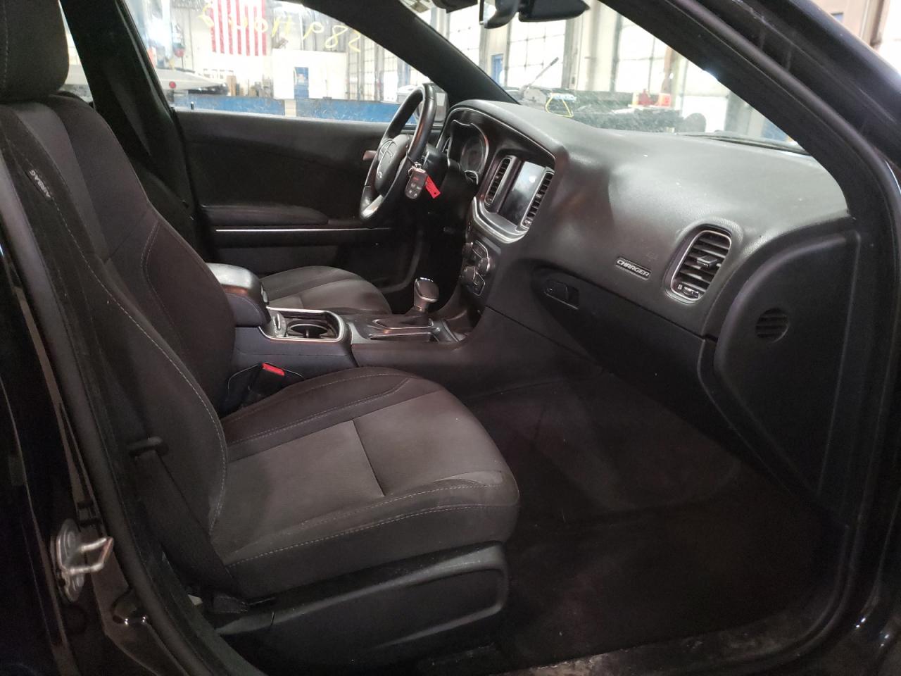 Photo 5 from auction – 2016 DODGE CHARGER SX with VIN 2C3CDXJG0GH305966