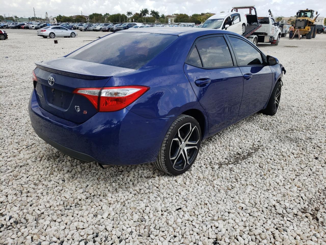 Photo 4 from auction – 2016 TOYOTA COROLLA L with VIN 2T1BURHE0GC624561