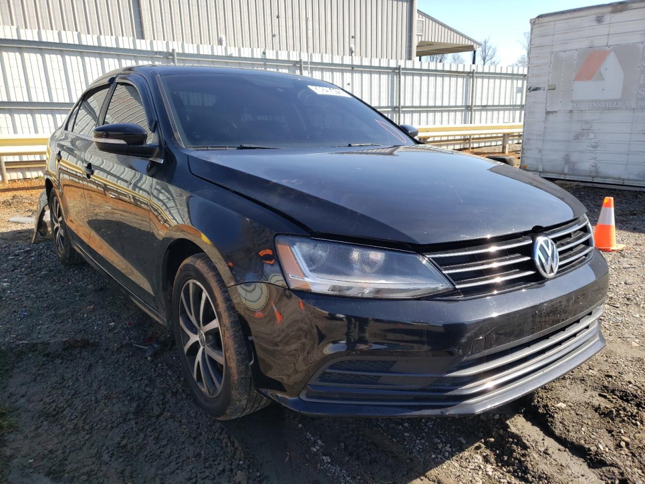 Photo 1 from auction – 2017 VOLKSWAGEN JETTA SE with VIN 3VWDB7AJXHM310271
