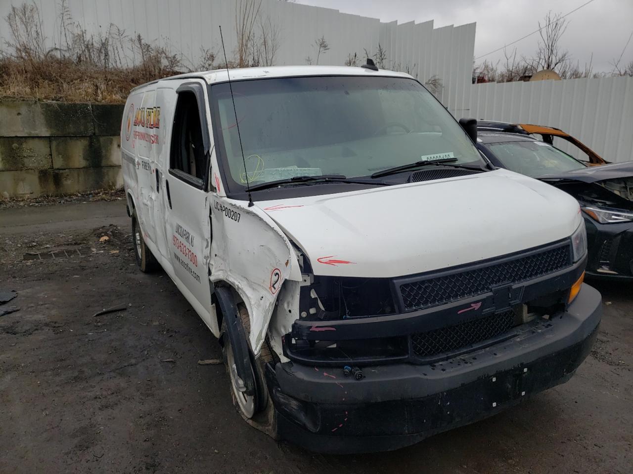 Photo 1 from auction – 2018 CHEVROLET EXPRESS G2 with VIN 1GCWGAFP4J1326380