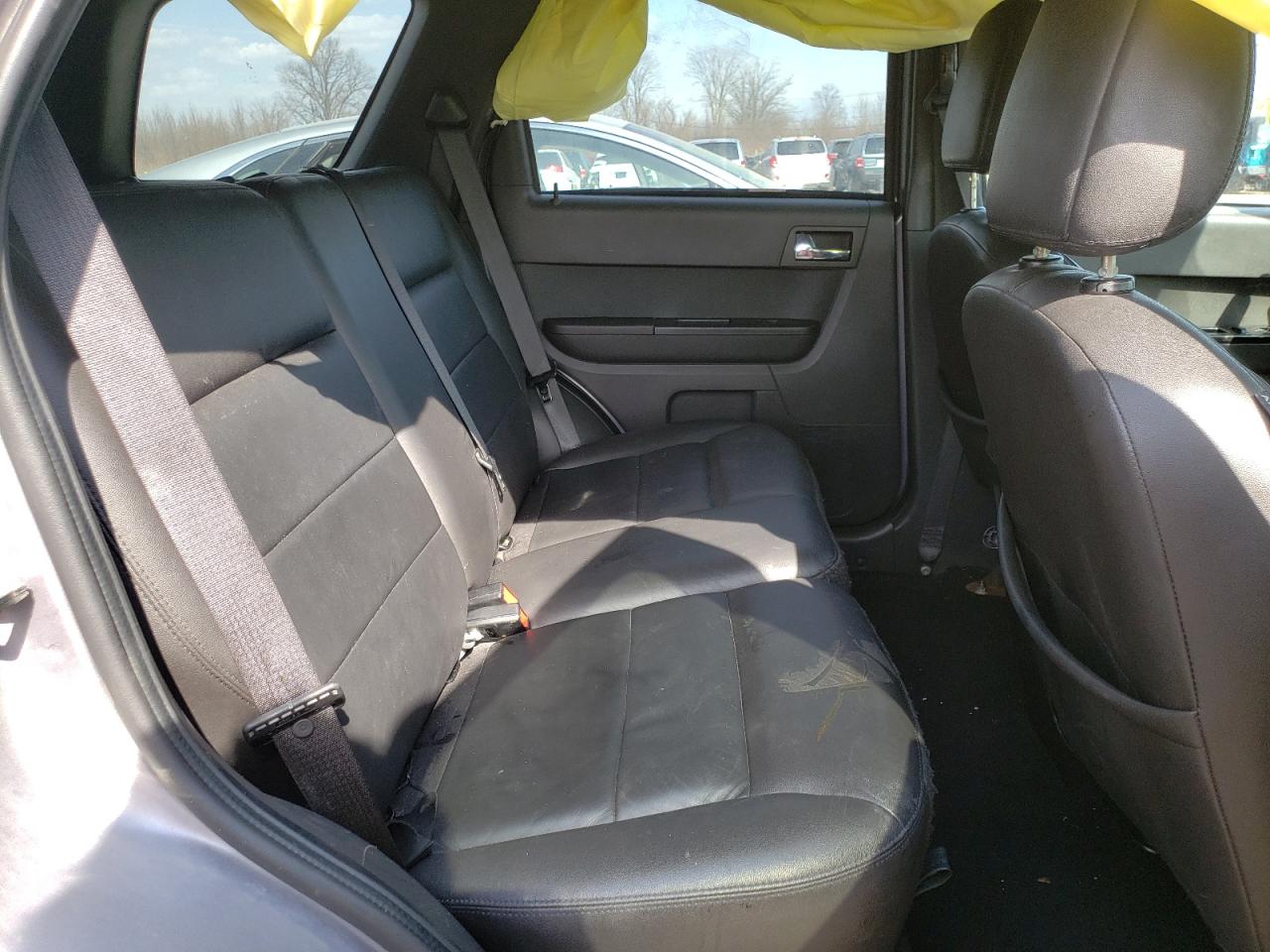 Photo 6 from auction – 2008 FORD ESCAPE LIM with VIN 1FMCU94168KC71908