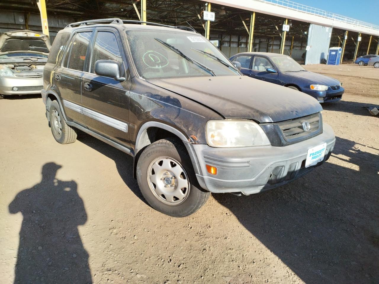 HONDA CR-V 1999 with VIN JHLRD1846XC038398 - Photo from auction