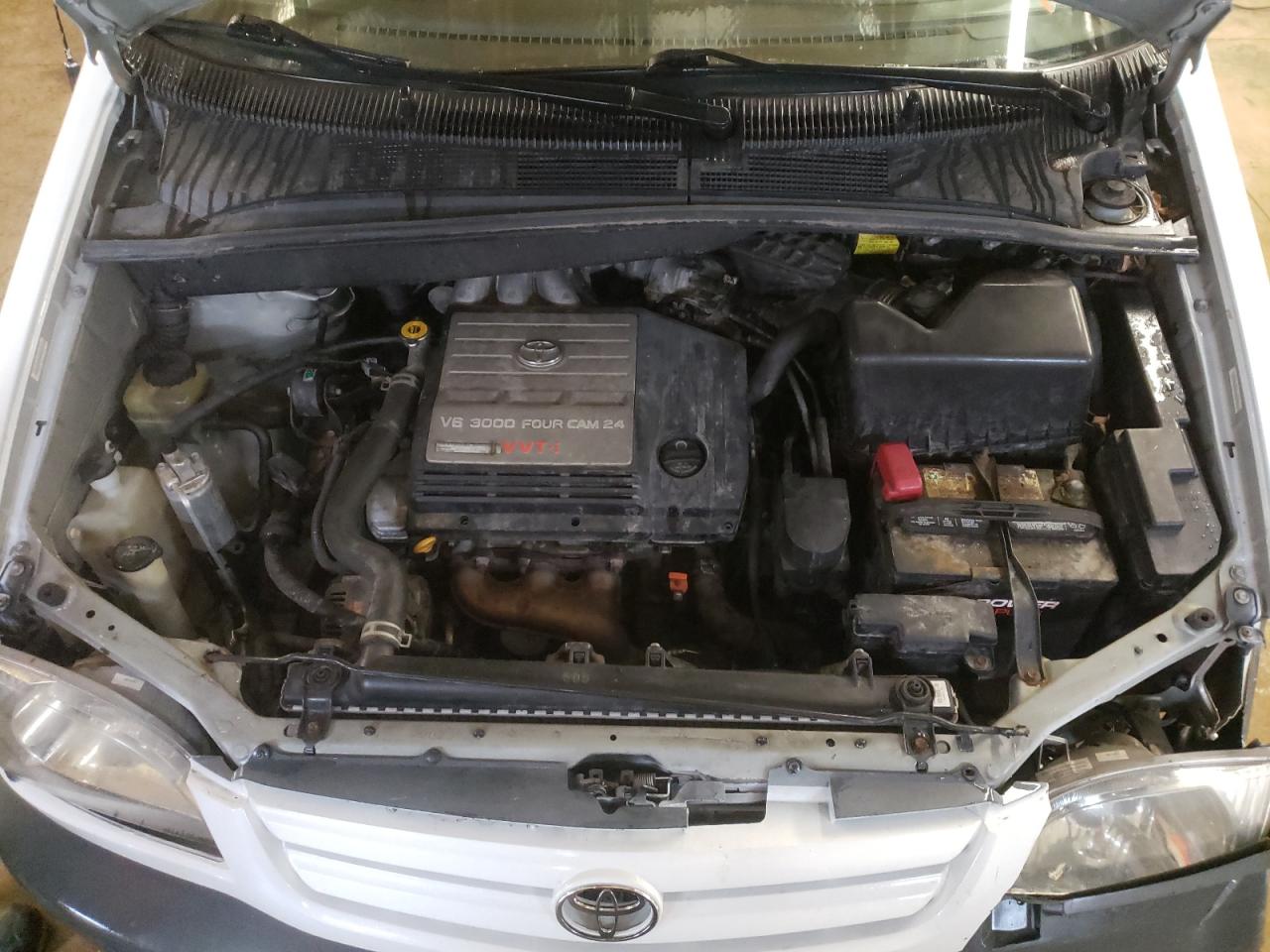 Photo 7 from auction – 2001 TOYOTA SIENNA CE with VIN 4T3ZF19C41U378862