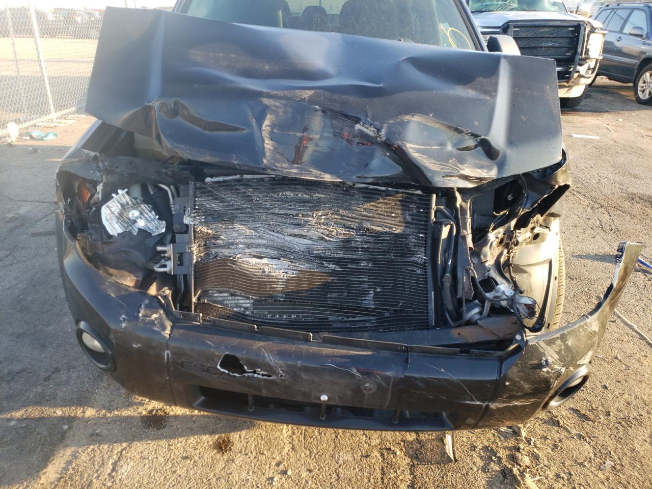Photo 9 from auction – 2010 FORD ESCAPE XLT with VIN 1FMCU0DG2AKC82698