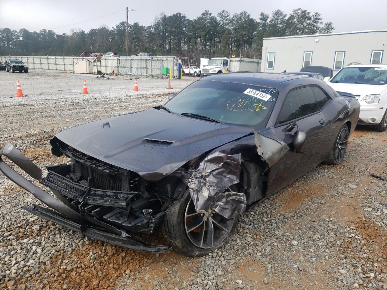 Photo 2 from auction – 2016 DODGE CHALLENGER with VIN 2C3CDZFJ9GH118497