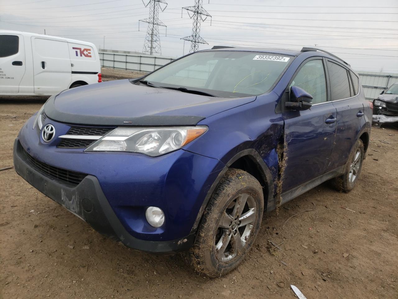 Photo 2 from auction – 2015 TOYOTA RAV4 XLE with VIN 2T3RFREV7FW242481