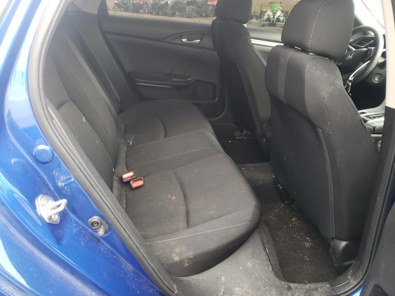 Photo 6 from auction – 2017 HONDA CIVIC LX with VIN 19XFC2F57HE002055