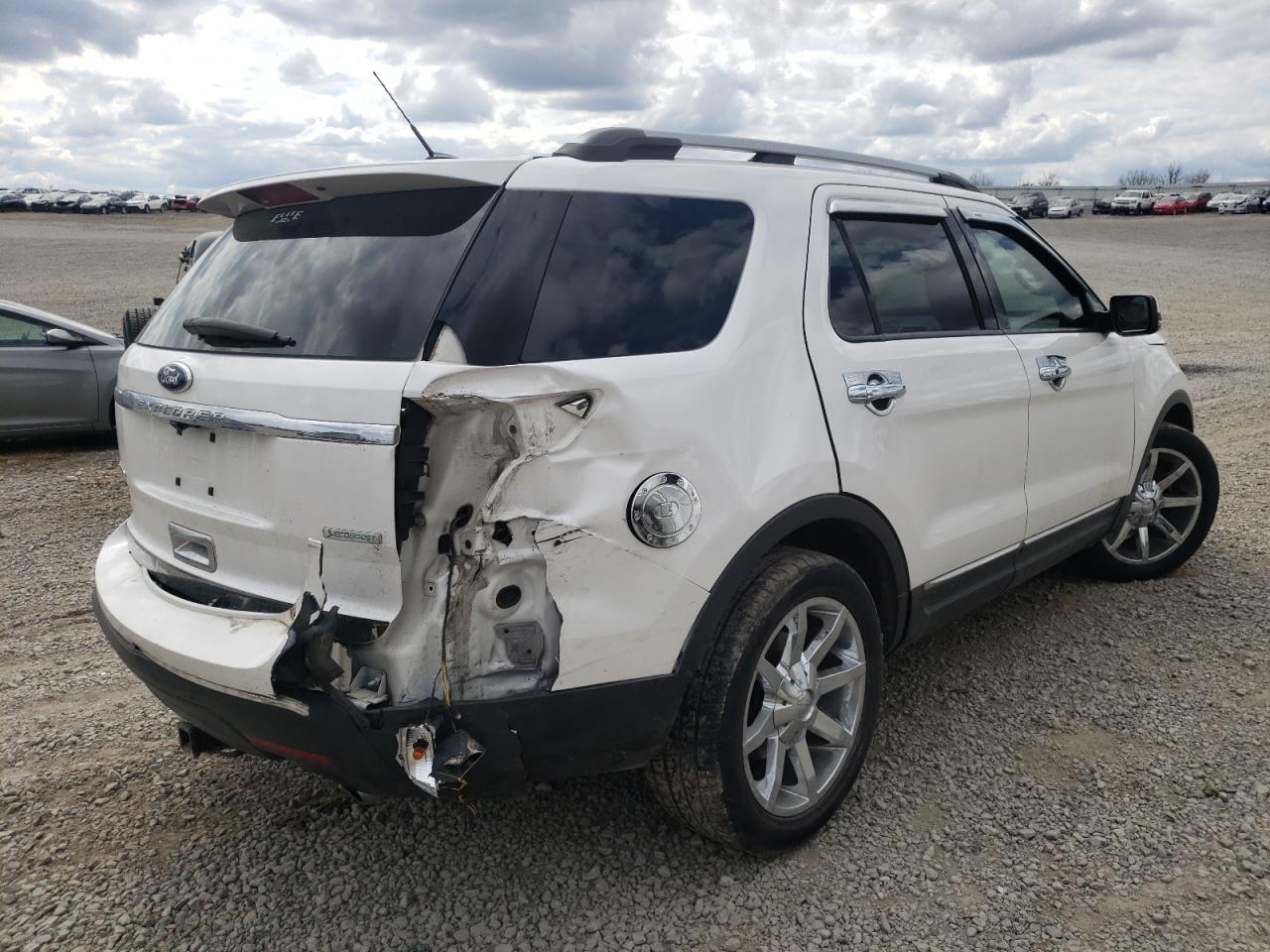 Photo 4 from auction – 2012 FORD EXPLORER L with VIN 1FMHK7F94CGA93415