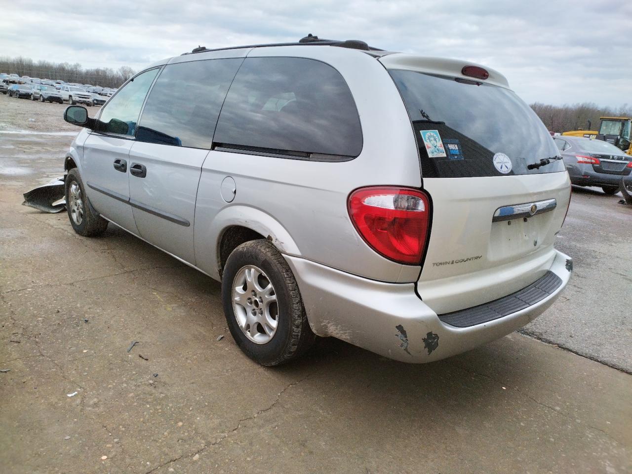 Photo 3 from auction – 2004 DODGE GRAND CARA with VIN 1D4GP24R44B600256