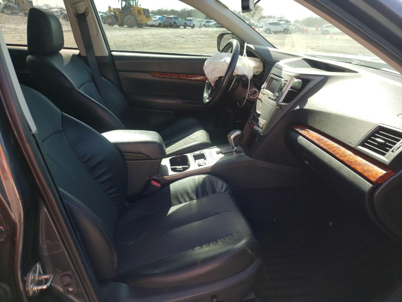 Photo 5 from auction – 2012 SUBARU OUTBACK 2. with VIN 4S4BRCKC9C3302022