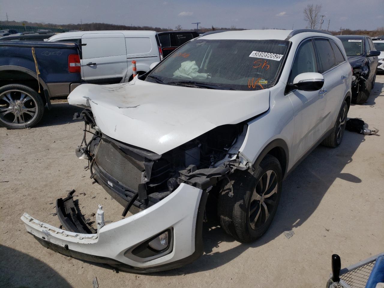 Photo 2 from auction – 2016 KIA SORENTO EX with VIN 5XYPH4A5XGG153708