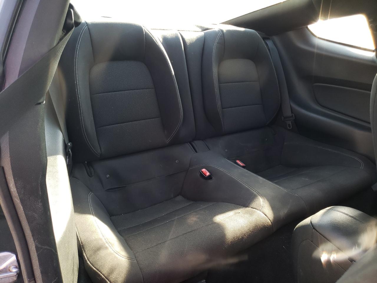 Photo 6 from auction – 2015 FORD MUSTANG with VIN 1FA6P8AM1F5376147
