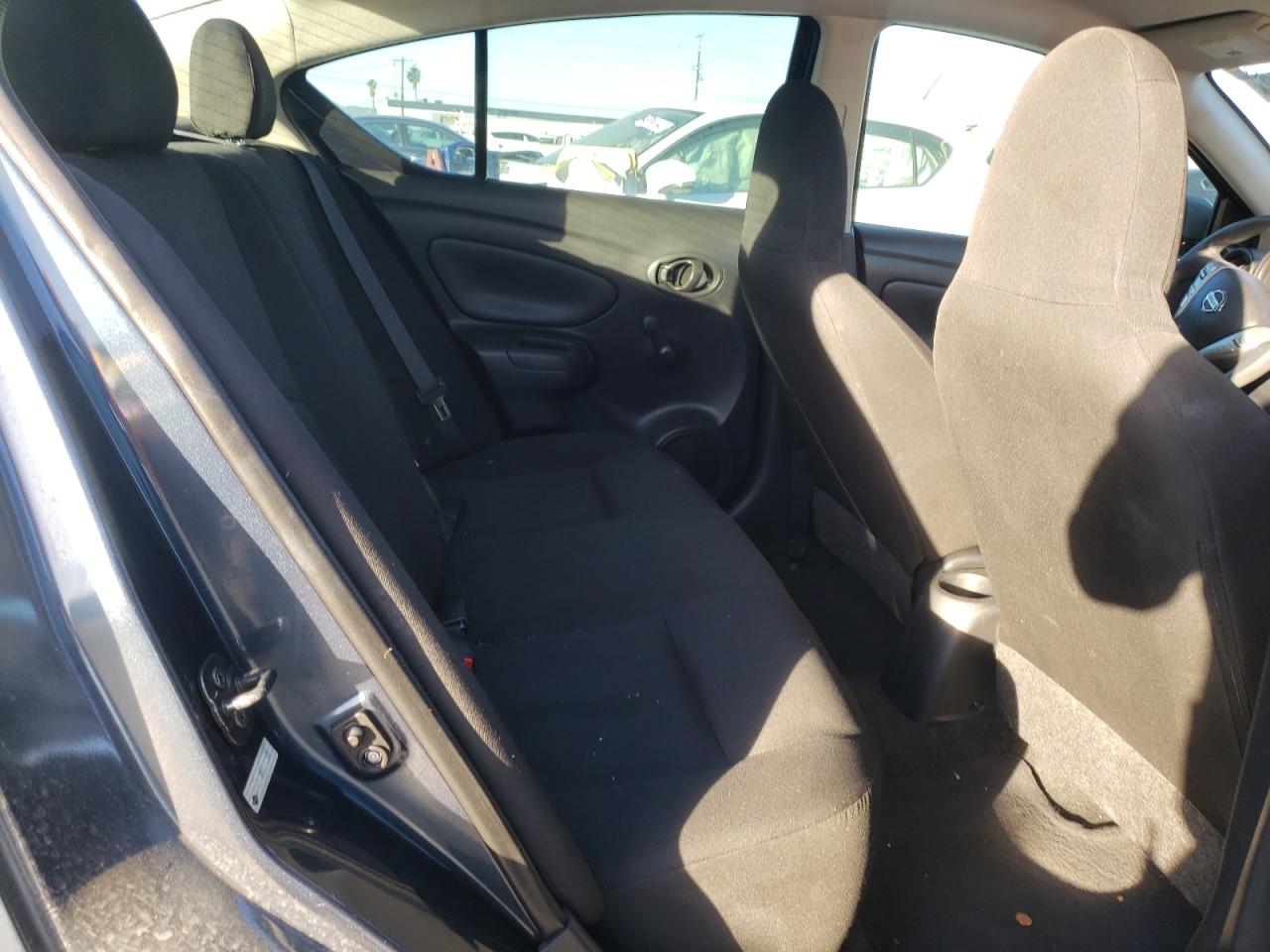 Photo 6 from auction – 2015 NISSAN VERSA S with VIN 3N1CN7AP4FL912938