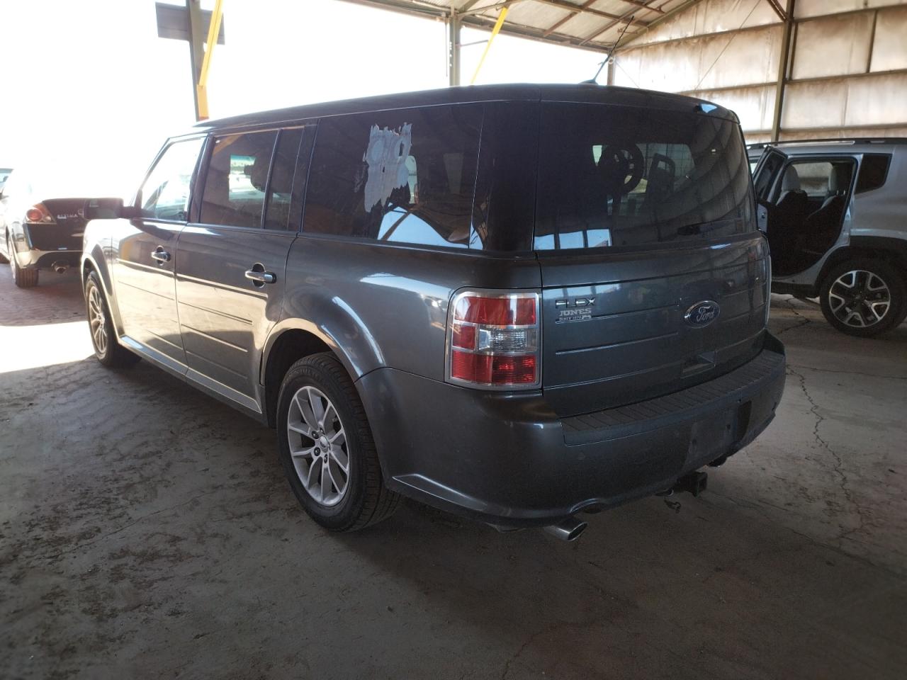 Photo 3 from auction – 2015 FORD FLEX SE with VIN 2FMGK5B84FBA00515