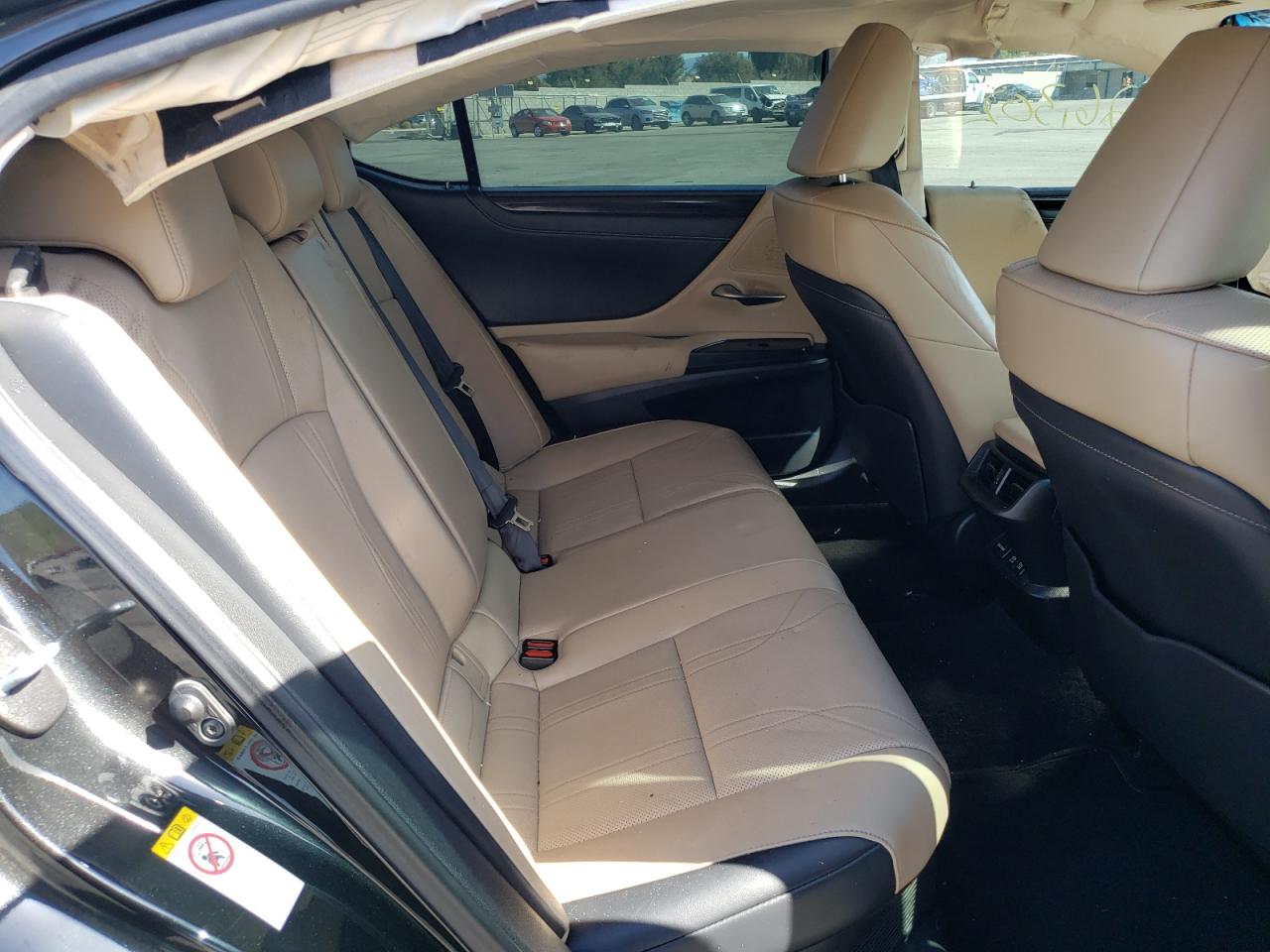 Photo 6 from auction – 2019 LEXUS ES 300H with VIN JTHB21B13K2025673