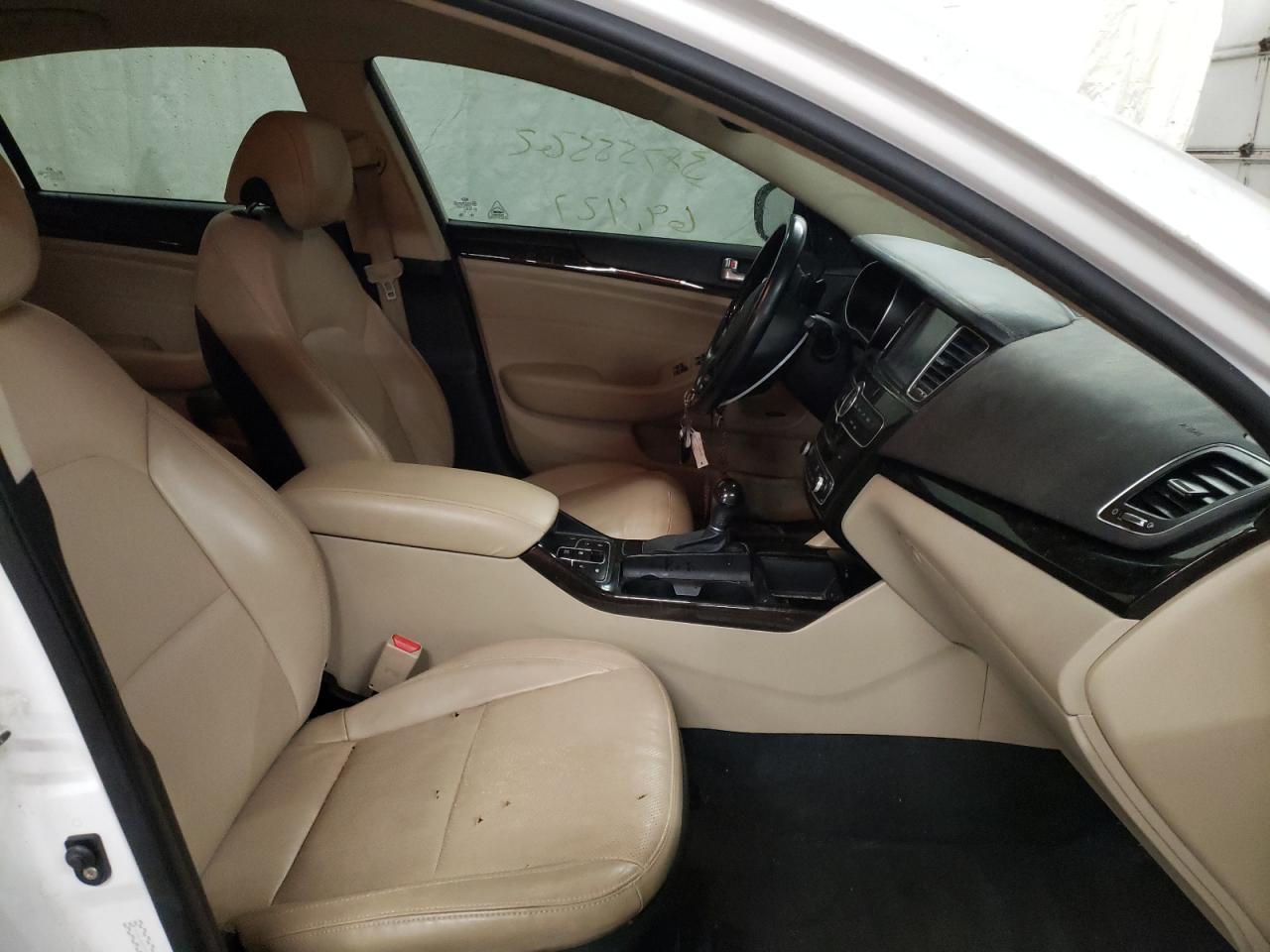 Photo 5 from auction – 2014 KIA CADENZA PR with VIN KNALN4D71E5120765