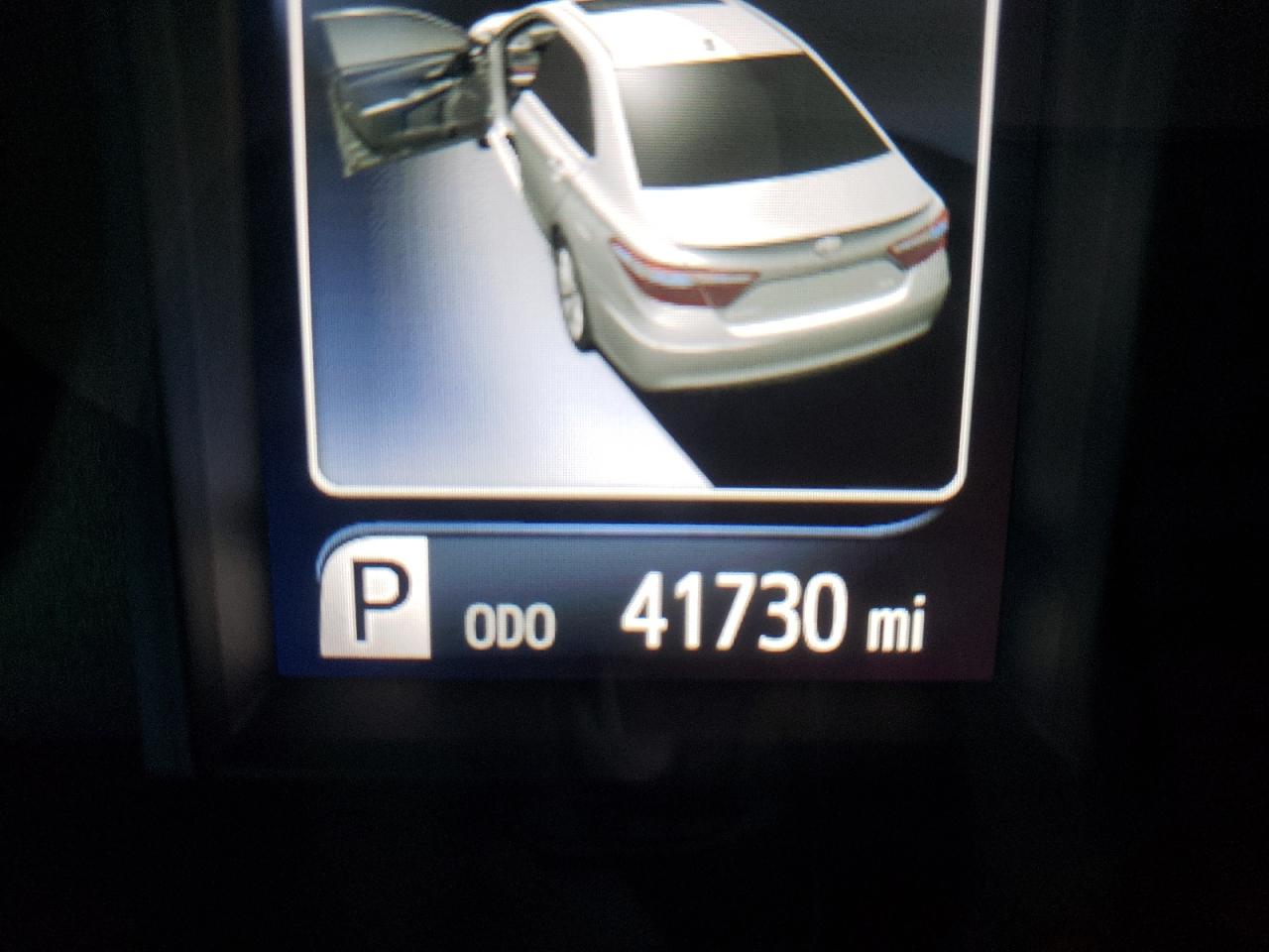 Photo 8 from auction – 2016 TOYOTA CAMRY LE with VIN 4T1BF1FK6GU200465