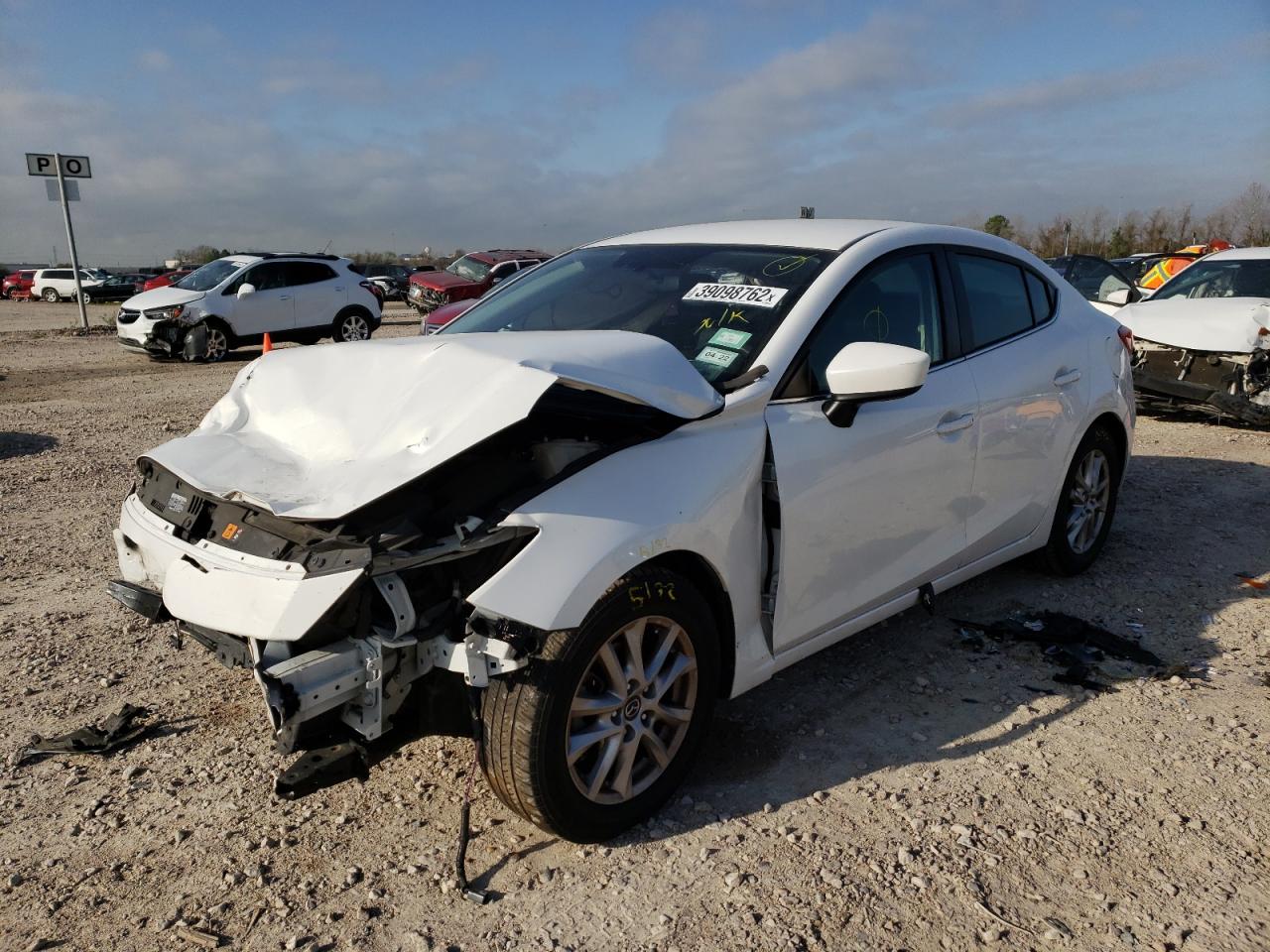 Photo 2 from auction – 2016 MAZDA 3 SPORT with VIN 3MZBM1U76GM316288