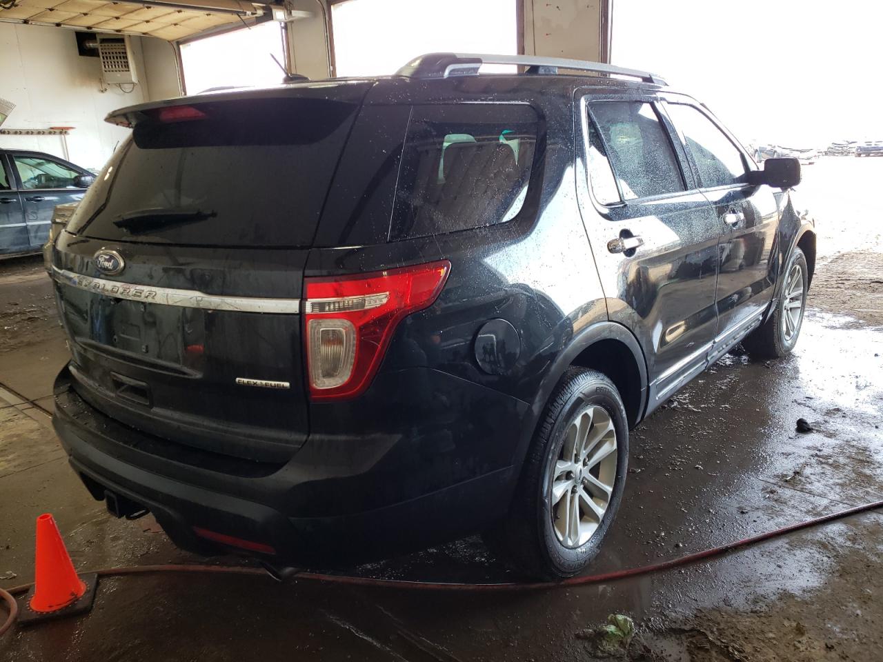صورة رقم 4 من المزاد - 2013 FORD EXPLORER X مع VIN 1FM5K8D88DGA93843